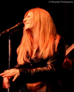 Robin performing